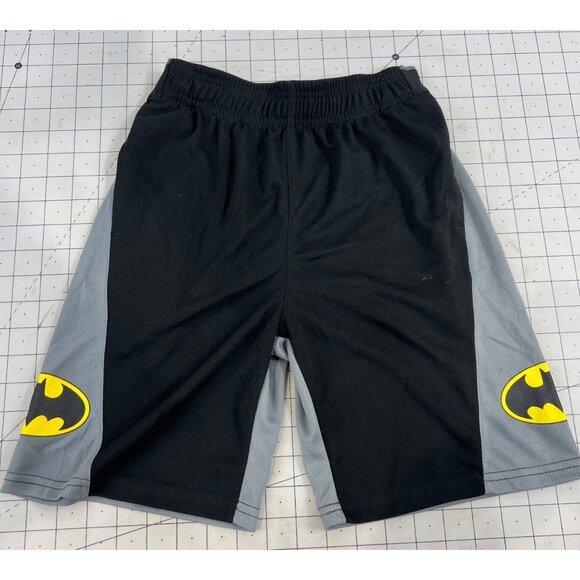 Batman Boys Mesh Athletic Shorts Size 6/7 Gray & Black With Yellow Logo - Picture 5 of 5